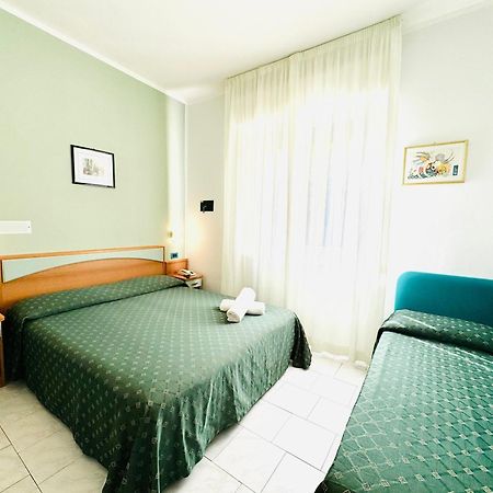 Hotel Villa Grazia Cesenatico Exterior foto